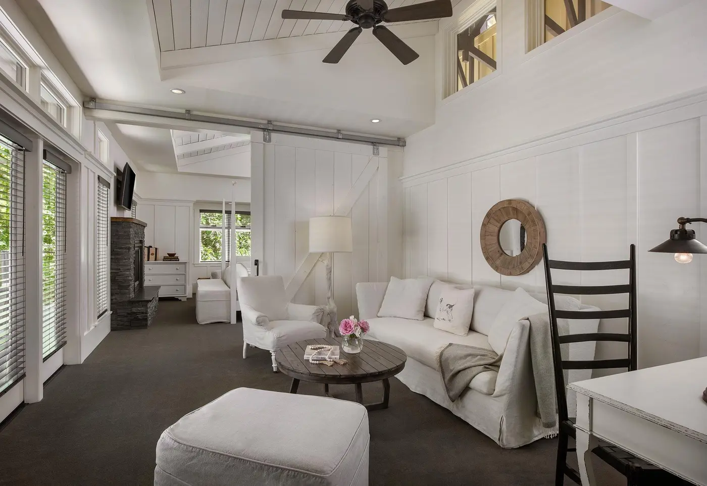 Farmhouse Inn One Bedroom Suite Web