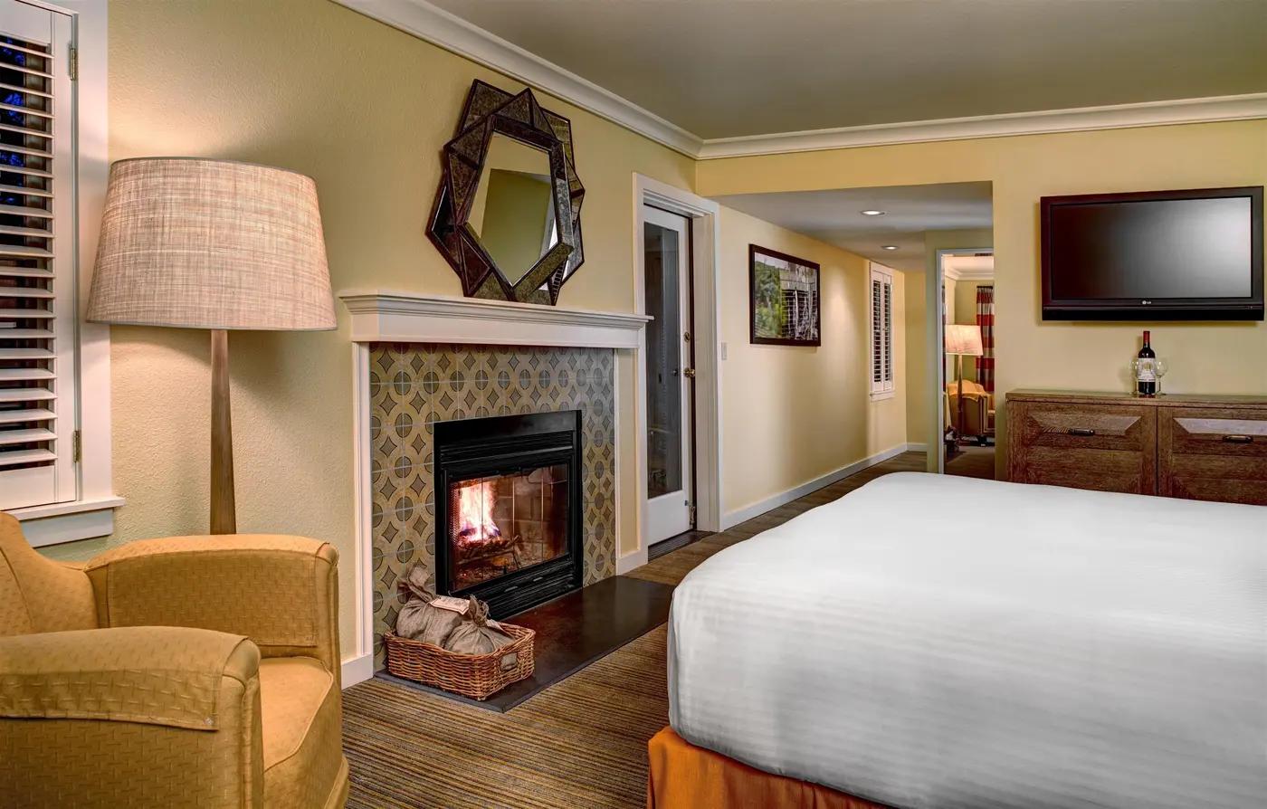 Deluxe Guest Room